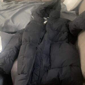 Stylish Women's Black Puffer Jacket